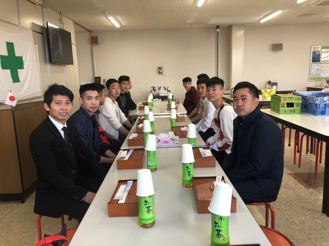 Công ty TNHH dịch vụ tư vấn Hoàng Huy